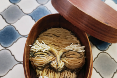 衝撃のビジュアル！『千と千尋』河の神をモチーフにした「よきかな弁当」が誕生―“前衛弁当作家”が語る制作の裏側 画像