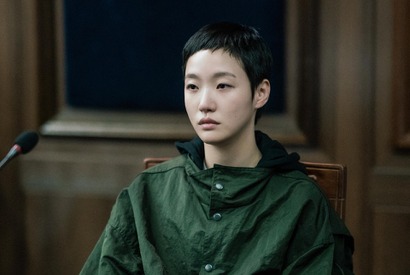 Netflix『告白の代価』主演のキム・ゴウンがまたも“破格変身”。見たことない姿で帰ってくる！ 画像