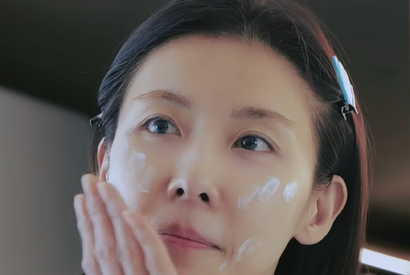 ハ・ジウォン、15年間1日も欠かさず続けた“朝の美肌ルーティン”を披露！「レモン大好き」 画像