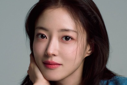 『赤い袖先』女優イ・セヨンが笑顔で食事を手渡し…無料給食所での“心温まる善行”が話題！ 画像