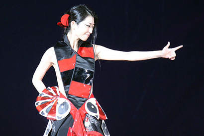 【東京ガールズコレクション】壇蜜、ガガのスタイリストとコラボ…“ハァハァ×奇抜” 画像