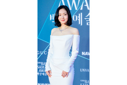 「10年経ってもそのまま」キム・ゴウンの“末っ子”ぶりにファン歓喜「トッケビ」10周年記念旅キャラ紹介動画公開 画像