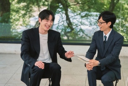 『新入社員カン会長』で大躍進のイ・ジュニョン、入隊前最後の番組でついにユ・ジェソクと出会う！ 画像