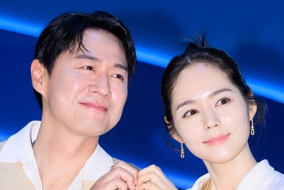 女優ハン・ガインの夫で俳優のヨン・ジョンフンが衝撃告白!?「妻の初キスシーンの相手は…」 画像