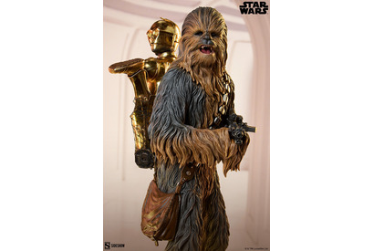 『スター・ウォーズ』チューバッカがC-3POを背負う！名場面が高さ約63cmの究極造形に 画像