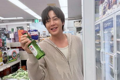 「アジアのプリンス」チャン・グンソクがスーパーで“焼酎探し”!?飾らない姿にキュン【写真】 画像