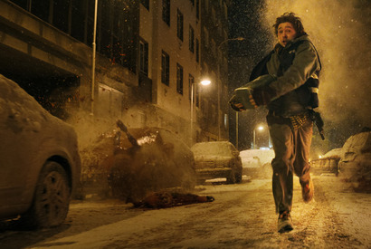 銃も格闘も苦手な新主人公の魅力語る『バイオハザード』特別映像　謎めいたX線写真も… 画像