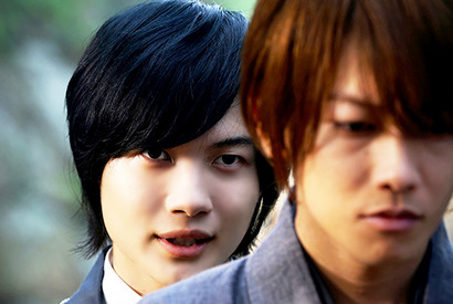 【 『るろうに剣心』撮影現場に潜入vol.1】佐藤健・剣心VS神木隆之介・瀬田宗次郎が激突！ 画像