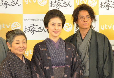 天海祐希、初共演の小栗旬に「信頼してます」着物姿で主演ドラマ『お家さん』会見 画像