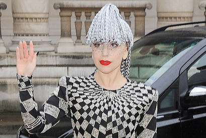 レディー・ガガ、昨年うつ病に悩まされていたことを告白 画像