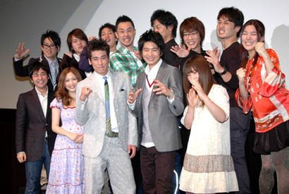 玉子王子にボラギノール!?　総勢13人が舞台挨拶で大乱戦の『ガチ☆ボーイ』 画像