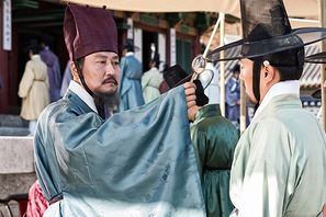 【美的アジア】運命は“顔”で決まる!?　「観相師」が運命を斬る 画像