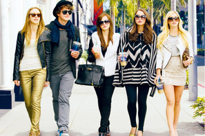 【プレゼント】エマ・ワトソン出演『ブリングリング』ビニールポーチを3名様 画像