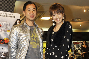 意外と運転上手？　「デートでも自分が運転したい」アッキーナが車で行きたいのは？ 画像