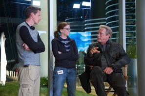 【特別映像】『ターミネーター』シュワ万感のクランクアップに、バス大回転も！ 画像