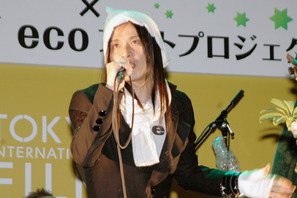 【TIFFレポート】辻仁成が率いるバンドZAMZA登場！往年の名曲「ZOO」熱唱 画像