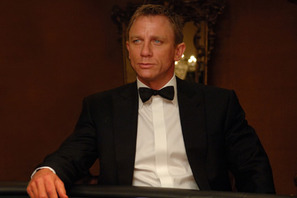 金髪と青い目のボンドが初登場『007／カジノ・ロワイヤル』レビュー 画像