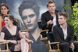 ロバート・パティンソン、クリステン・スチュワートの失言をフォロー？ 画像