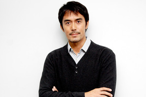 阿部寛インタビュー　“不可能”に挑み続け、楽しむ男 画像