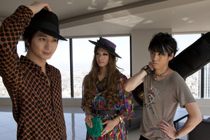 向井理が『パラキス』のスピンオフドラマで脱力系コメディ挑戦！　カップ焼きそばを… 画像