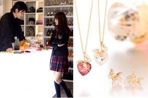 『パラキス』をイメージしたジュエリー発売決定！　Tシャツなどアイテムと続々コラボ 画像