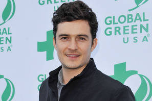 英ファッションサイトが選ぶ「最もスタイリッシュなセレブ・パパ」はO・ブルーム 画像