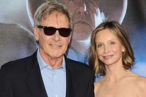 『カウボーイ＆エイリアン』プレミア上映に、ハリソン・フォード夫妻ほか出席 画像