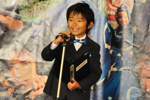 清史郎くん、こども店長ならぬ“一日こども支配人”に！　大忙しも夏休みの宿題は… 画像