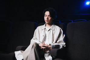 中村倫也、“一人七役”の演じ分けは「舞台の経験が生きているかも」 画像