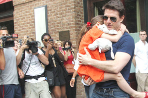 トム・クルーズ、愛娘と面会のためニューヨークで新たに家の購入を検討中 画像