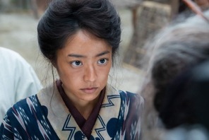 100年前も女性たちが立ち上がった！井上真央＆室井滋らが熱演する『大コメ騒動』の意義 画像