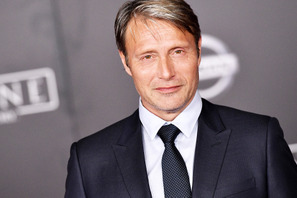 『ファンタビ』ジョニー・デップ後任のマッツ・ミケルセン、「彼と話がしたかった」 画像