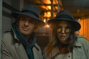 アンドリュー・ガーフィールド祝・誕生日　「いいね！」の媚薬で七変化する『メインストリーム』新場面写真 画像