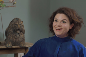 『ビルド・ア・ガール』原作者が心を砕いた「自分に喜びを与えてくれる」ものの選び方 画像