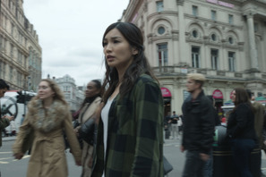 新たなヒーロー誕生！『エターナルズ』人類と地球の危機を救う8分超え冒頭シーン解禁 画像