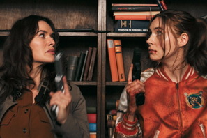 飛び交う銃弾にほとばしる血しぶき…ド派手アクションが炸裂『ガンパウダー・ミルクシェイク』予告編 画像