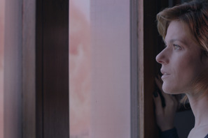 不安と楽観が入り交じる『ピンク・クラウド』映像公開 円城塔ら寄稿の豪華パンフレット発売も 画像