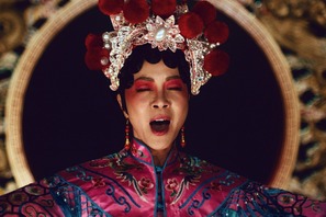 ミシェル・ヨー「皆に希望を与える」マルチバースの魅力を語る『エブリシング・エブリウェア・オール・アット・ワンス』 画像