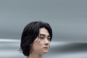 柳俊太郎、蒔田彩珠の夫役で出演『消滅世界』 画像