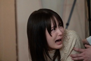 畑芽育「120％の力を振り絞って叫んだ」新ヒロインの魅力とは『事故物件ゾク 恐い間取り』 画像