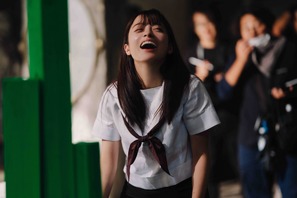 橋本環奈＆眞栄田郷敦『カラダ探し THE LAST NIGHT』撮影裏の笑顔公開 画像