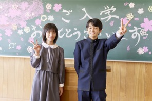 當真あみ＆齋藤潤、杉野遥亮＆中条あやみら『ストロベリームーン 余命半年の恋』オフショット！ 黒島結菜も参加 画像