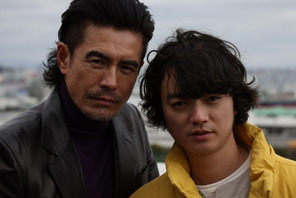 伊藤英明＆染谷将太W主演で“疫病神シリーズ”「国境」実写映画化決定 監督は井筒和幸 画像