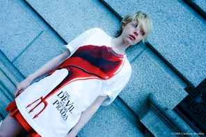 『プラダを着た悪魔』『プラダを着た悪魔２』コレクションアイテム、3月28日発売 画像