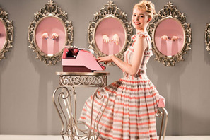 【シネマモード】『タイピスト！』恋も仕事もファッションも…“50年代”の魅力 画像