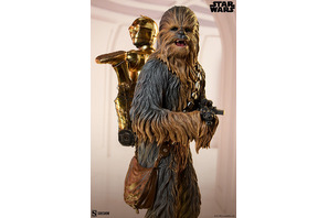 『スター・ウォーズ』チューバッカがC-3POを背負う！名場面が高さ約63cmの究極造形に 画像