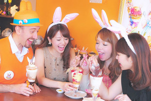 【3時のおやつ】“うさ耳”をつけて楽しむカフェから、5月限定シュークリーム発売 画像