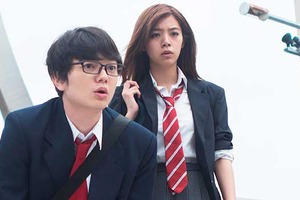 染谷将太＆池田エライザら“エスパー”集結！ 真野恵里菜のパンチラシーンも公開 画像