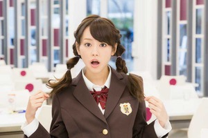 桐谷美玲、制服&ルームウェア姿を披露!“はとりファッション”一挙到着 画像