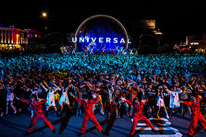 【USJ】ゾンビ3,000体が一斉に踊りまくる！「スペシャル・ゾンビ・モブ2015」開催 画像